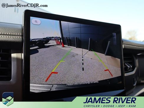 Used 2024 Ford Expedition Max XLT image 35