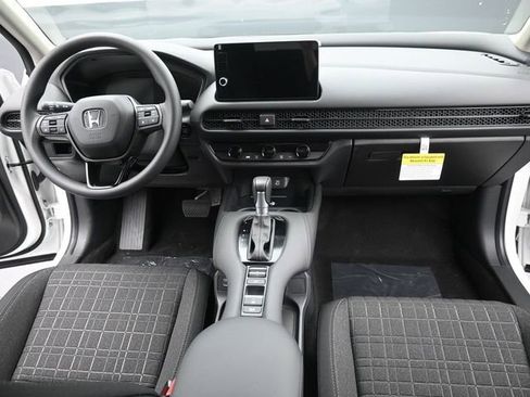 New 2026 Honda HR-V LX image 14