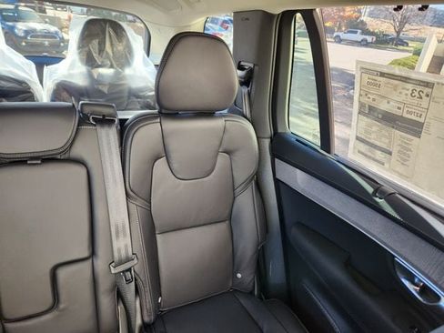 New 2026 Volvo XC90 B6 Ultra w/ Protection Package AWD/4WD image 15