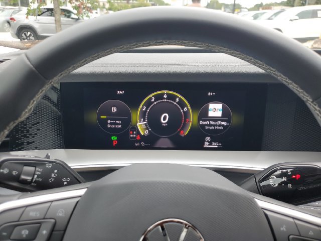 Certified 2026 Volkswagen Tiguan SE FWD image 29