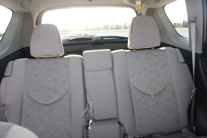 Used 2012 Toyota RAV4 FWD w/ Value Pkg image 19