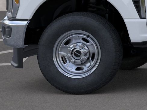 New 2026 Ford F350 XL w/ XL Chrome Package AWD/4WD image 19