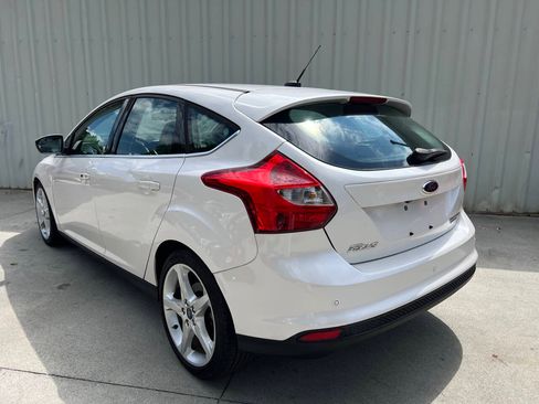 Used 2013 Ford Focus Titanium w/ Titanium Handling Pkg FWD image 5