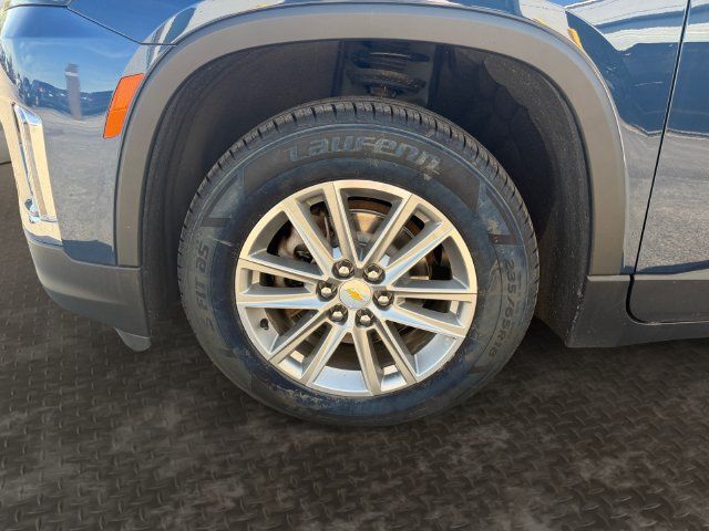 Used 2023 Chevrolet Traverse LT AWD/4WD image 10