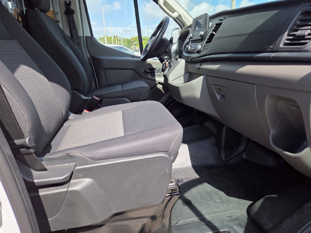 Used 2025 Ford Transit 250 Low Roof w/ Exterior Upgrade Package RWD image 15