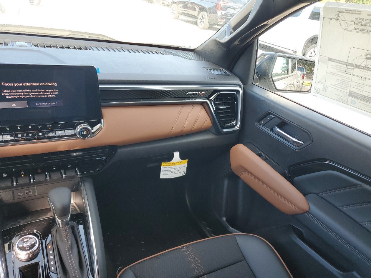 New 2026 GMC Canyon AT4 AWD/4WD image 15
