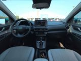 Used 2022 Hyundai Kona SEL w/ Convenience Package image 2