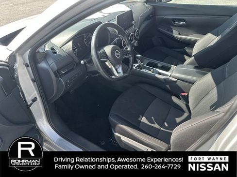 Used 2023 Nissan Sentra SV image 8