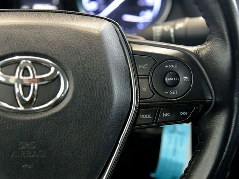 Used 2019 Toyota Camry SE image 23