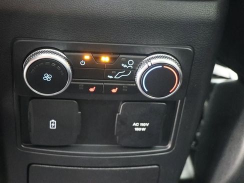 Used 2022 Ford Explorer Limited w/ Hybrid Equipment Group 310A image 13