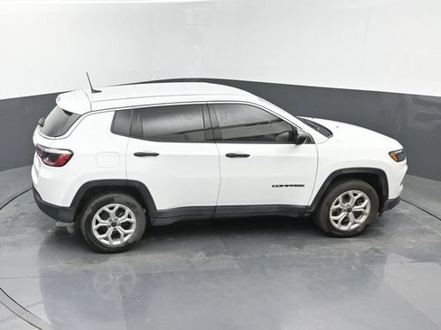 Used 2025 Jeep Compass Sport AWD/4WD image 39