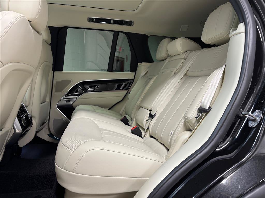 New 2026 Land Rover Range Rover SE AWD/4WD image 29