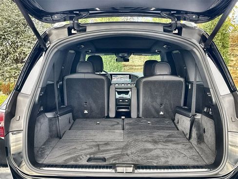 Used 2024 Mercedes-Benz GLS 450 4MATIC image 18