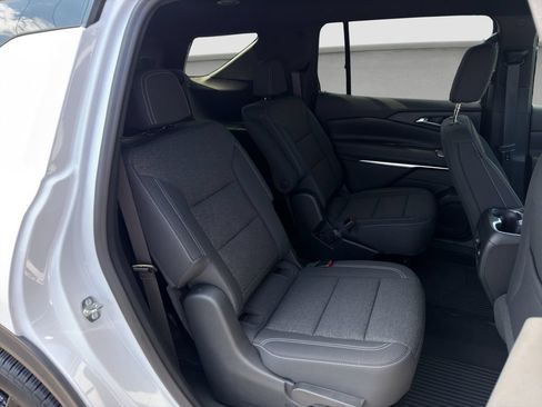 New 2026 Chevrolet Traverse LT w/ Midnight/Sport Edition FWD image 19