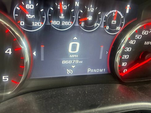 Used 2015 GMC Sierra 3500 Denali w/ Duramax Plus Package AWD/4WD image 4