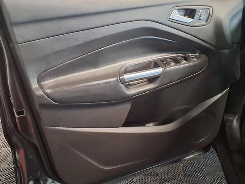 Used 2019 Ford Escape SEL AWD/4WD image 17