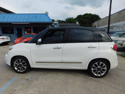 Used 2014 FIAT 500L Lounge image 4