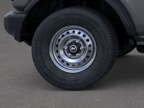 New 2025 Ford Bronco 4-Door image 21