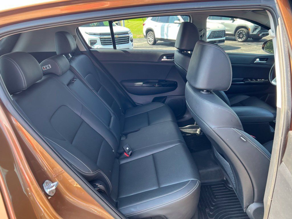 Used 2020 Kia Sportage EX AWD/4WD image 29