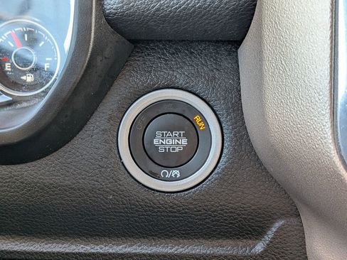 Used 2022 RAM 1500 Laramie image 16