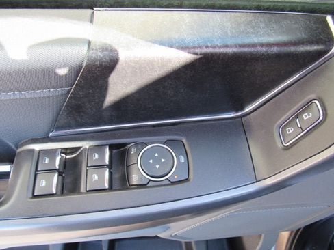 Used 2022 Ford F150 XLT w/ Equipment Group 302A High AWD/4WD image 9