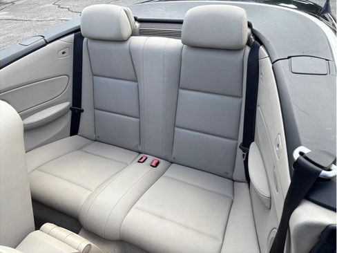 Used 2008 BMW 135i Convertible RWD image 10