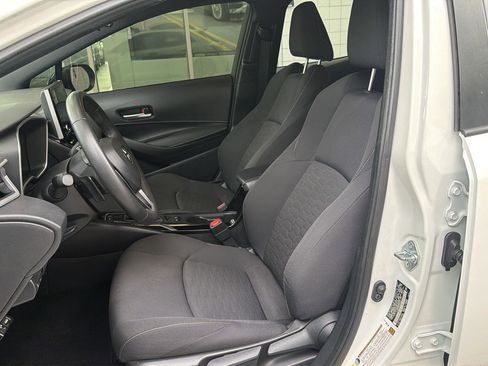Used 2022 Toyota Corolla SE FWD image 16