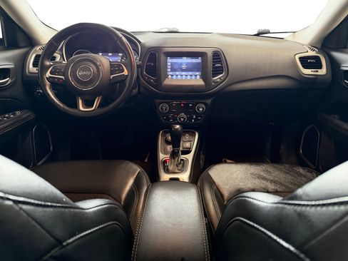 Used 2019 Jeep Compass Latitude w/ Popular Equipment Group image 10