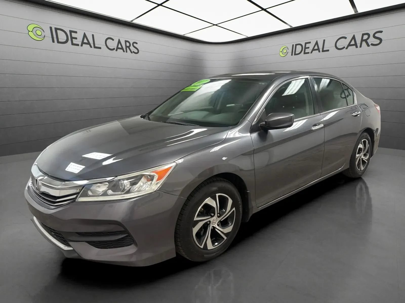 Used 2017 Honda Accord LX image 1