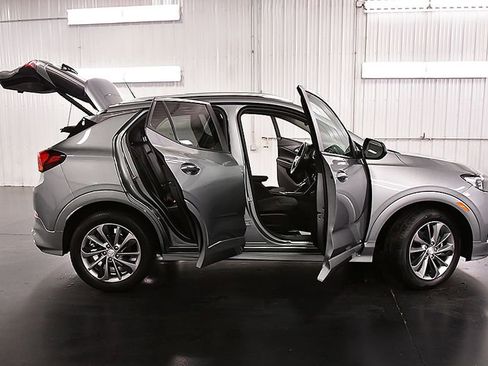 Used 2023 Buick Encore GX Select w/ Sport Touring Package FWD image 31