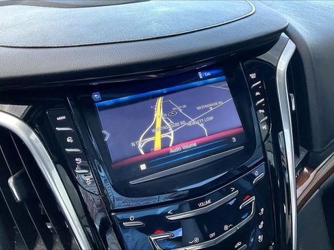 Used 2020 Cadillac Escalade Premium Luxury RWD image 35