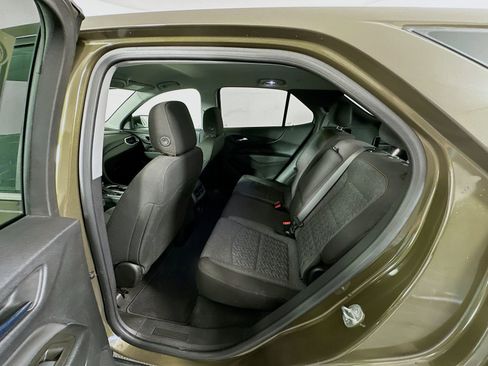 Used 2023 Chevrolet Equinox LT FWD image 23