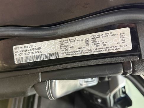 Used 2023 Jeep Grand Cherokee L Laredo image 56