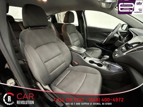 Used 2021 Chevrolet Malibu LT image 43