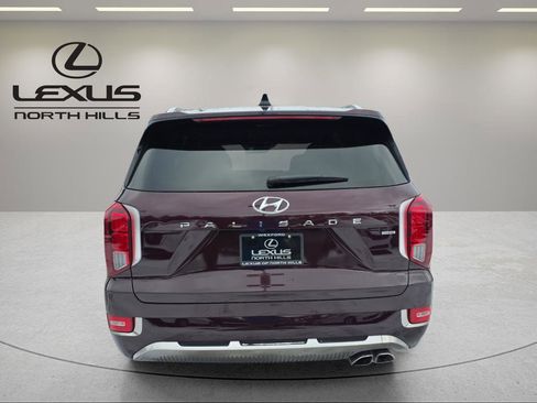 Used 2022 Hyundai Palisade Calligraphy image 6