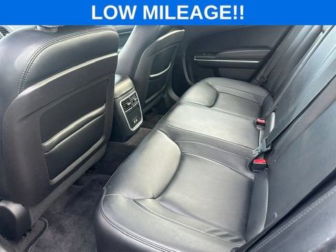 Used 2015 Chrysler 300 Limited w/ Driver Convenience Group AWD/4WD image 12