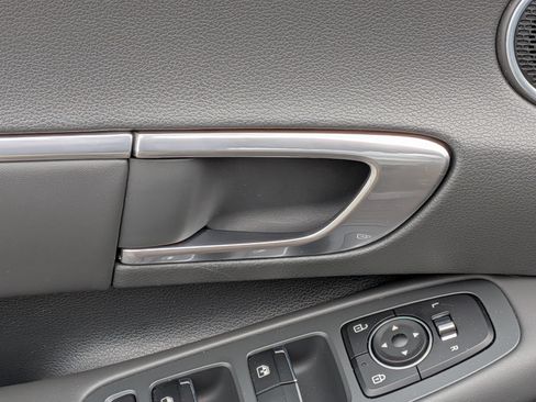 Used 2023 Hyundai Sonata SEL Plus FWD image 12