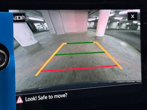 New 2025 Volkswagen Taos SE image 29