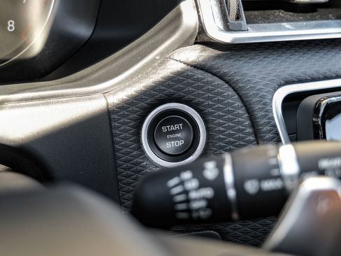 Used 2020 Land Rover Range Rover Velar R-Dynamic S image 20