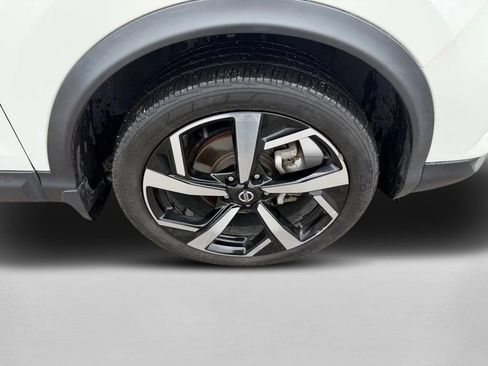 Used 2021 Nissan Rogue Sport SL w/ Premium Package image 32