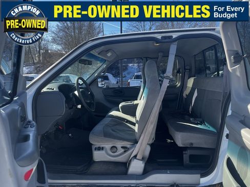 Used 1999 Ford F150 XLT image 26