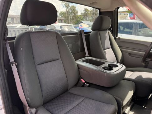Used 2012 Chevrolet Silverado 1500 W/T RWD image 10