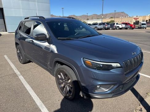 Used 2021 Jeep Cherokee Latitude Lux 80th Anniv w/ Quick Order Package 26U 80TH image 3