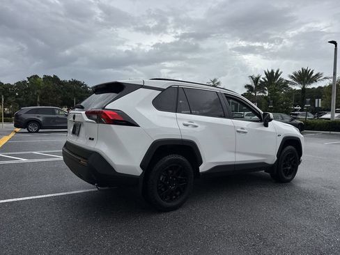 Used 2024 Toyota RAV4 XLE FWD image 24