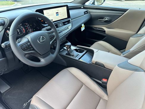 New 2025 Lexus ES 350 w/ Premium Package image 21