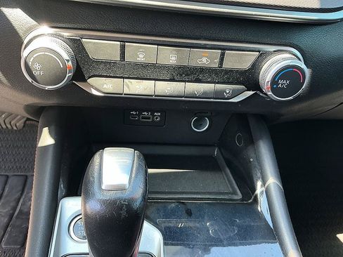 Certified 2024 Nissan Altima 2.5 SR FWD image 19