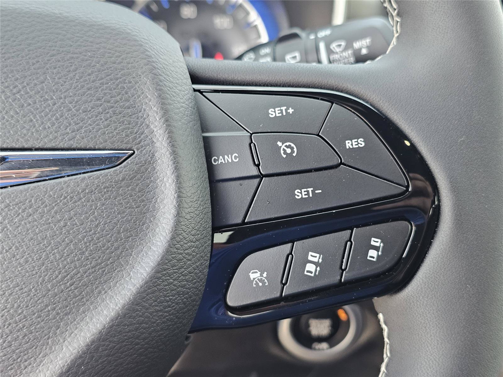 New 2026 Chrysler Pacifica Select w/ S Appearance Package FWD image 22
