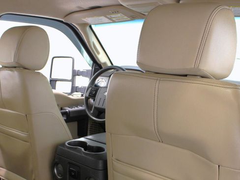 Used 2015 Ford F250 Lariat w/ Chrome Package AWD/4WD image 41