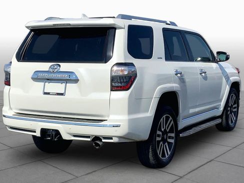 Used 2022 Toyota 4Runner Limited AWD/4WD image 13
