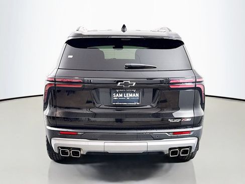 Used 2025 Chevrolet Traverse Z71 w/ Enhanced Driving Package AWD/4WD image 6
